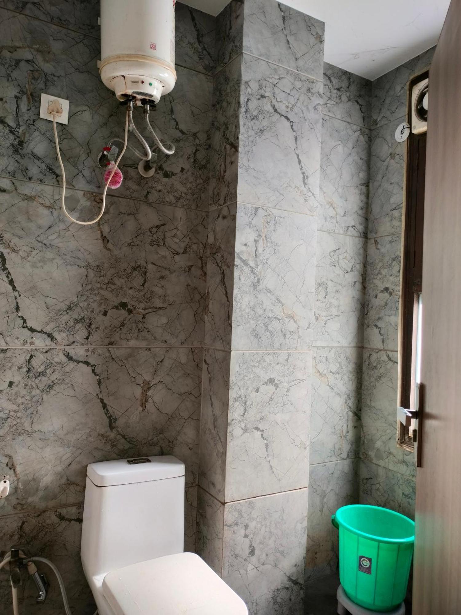 Super Residency -- Near Nizamuddin Railway Station New Delhi