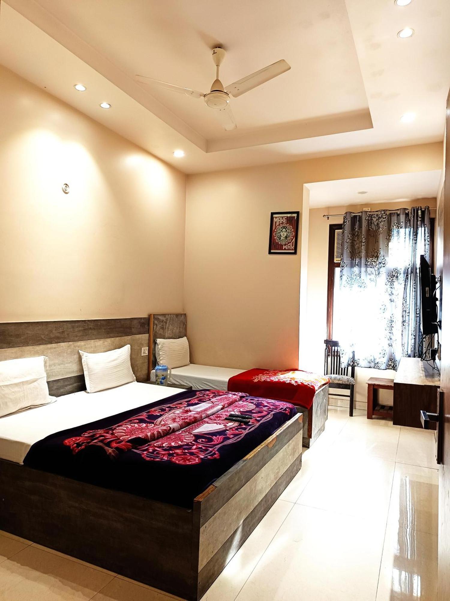 Super Residency -- Near Nizamuddin Railway Station New Delhi