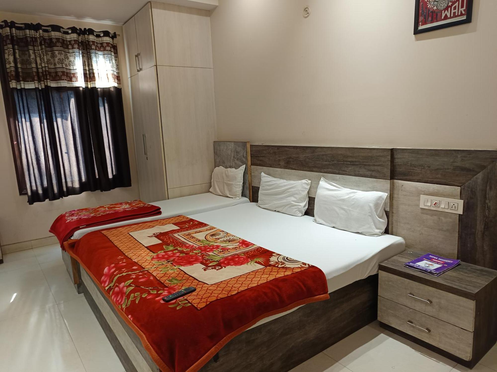 Super Residency -- Near Nizamuddin Railway Station New Delhi